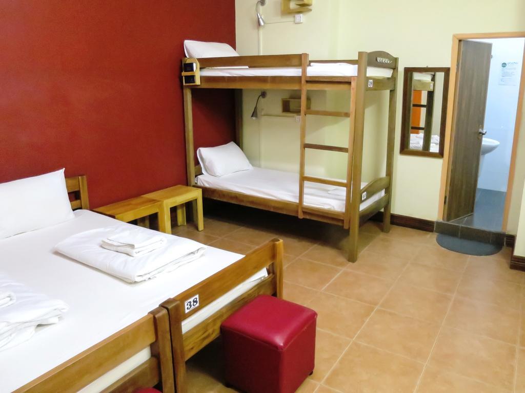 Envoy Hostel プノンペン エクステリア 写真
